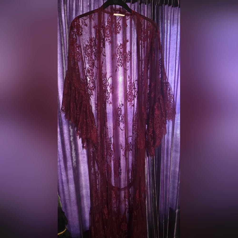 Lace Kimono Robe - Burgundy